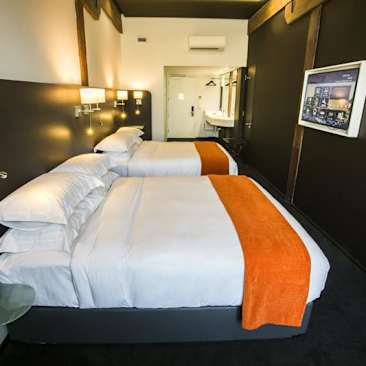 Signature Lux Hotel, by Onomo, Waterfront